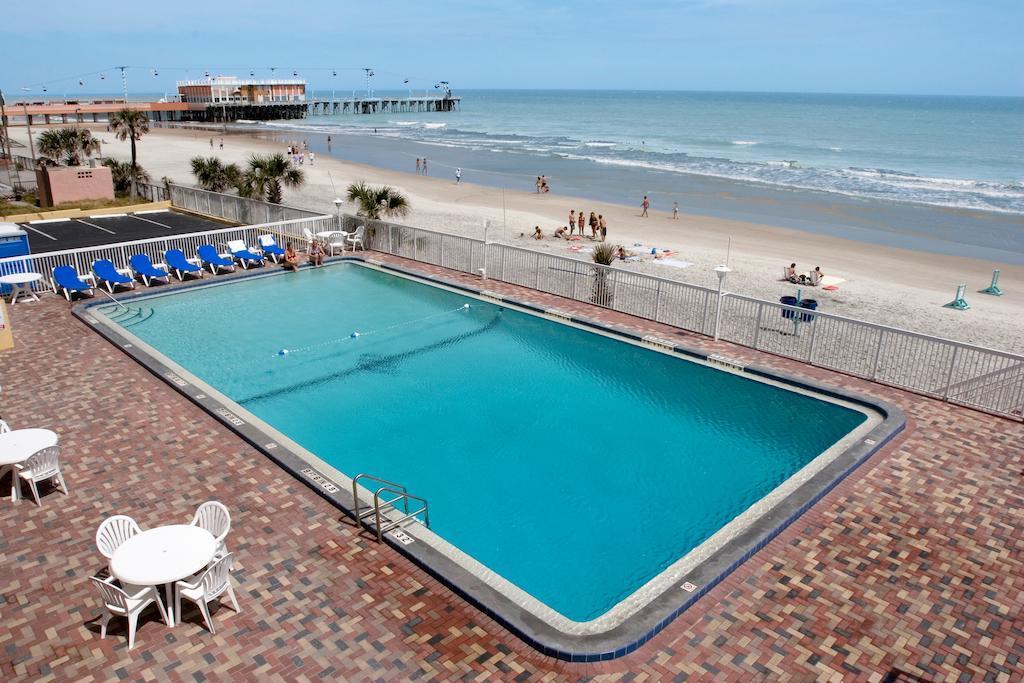 Comfort Inn & Suites Daytona Beach Oceanfront Exterior foto